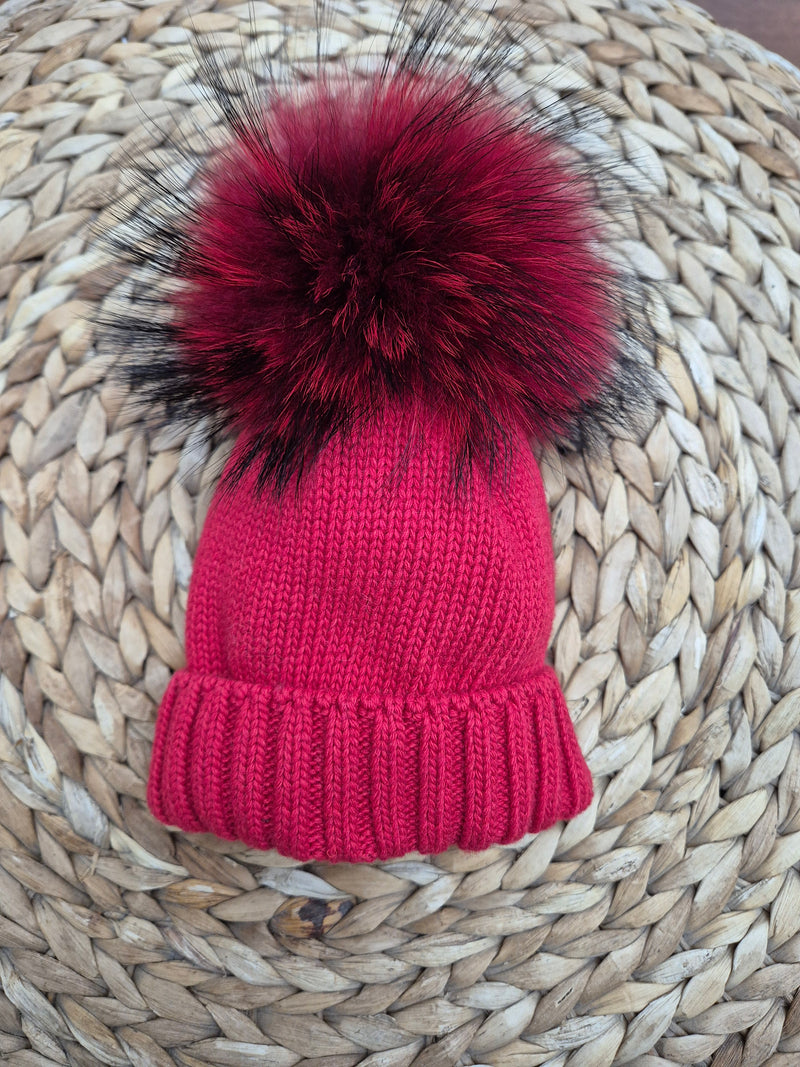 Cappello con pompon in volpe