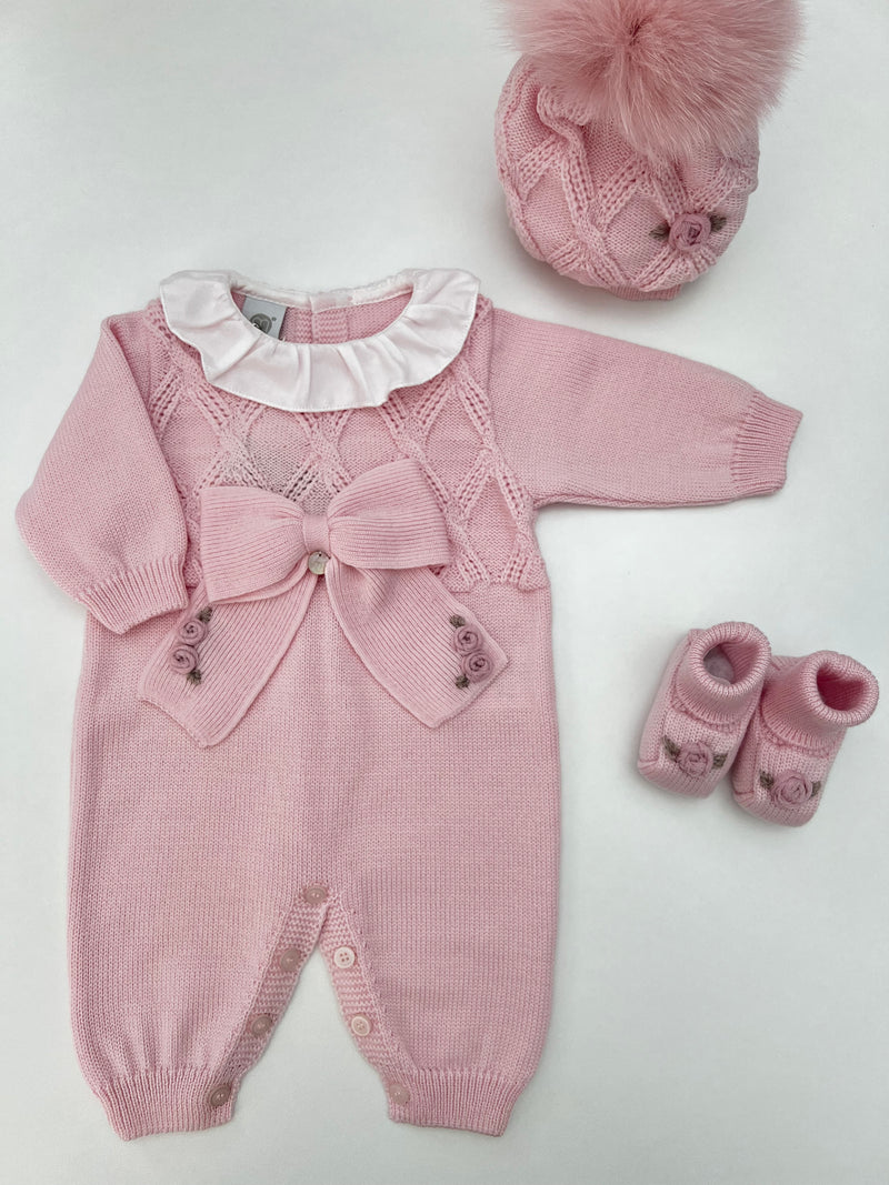 Tutina in pura lana fiocco e roselline con cappellino e babbucce