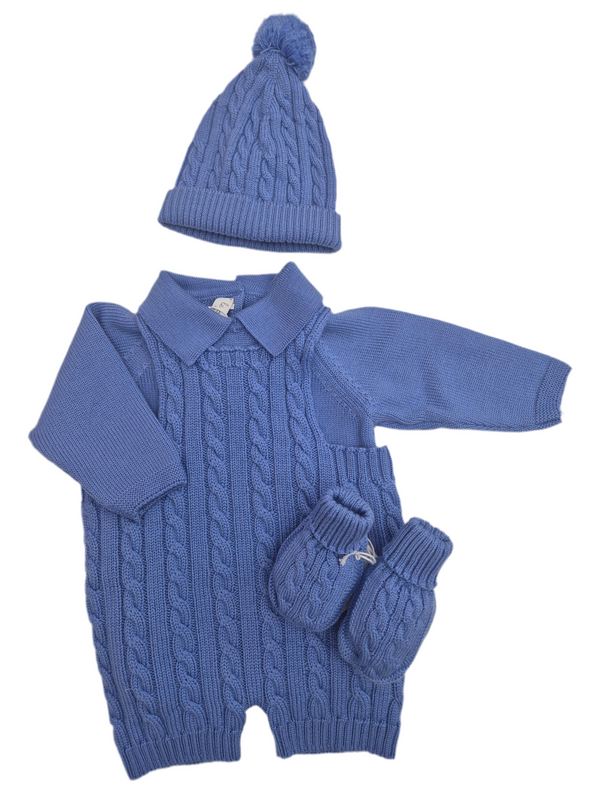Completo salopette in pura lana treccia con cappellino e babbucce