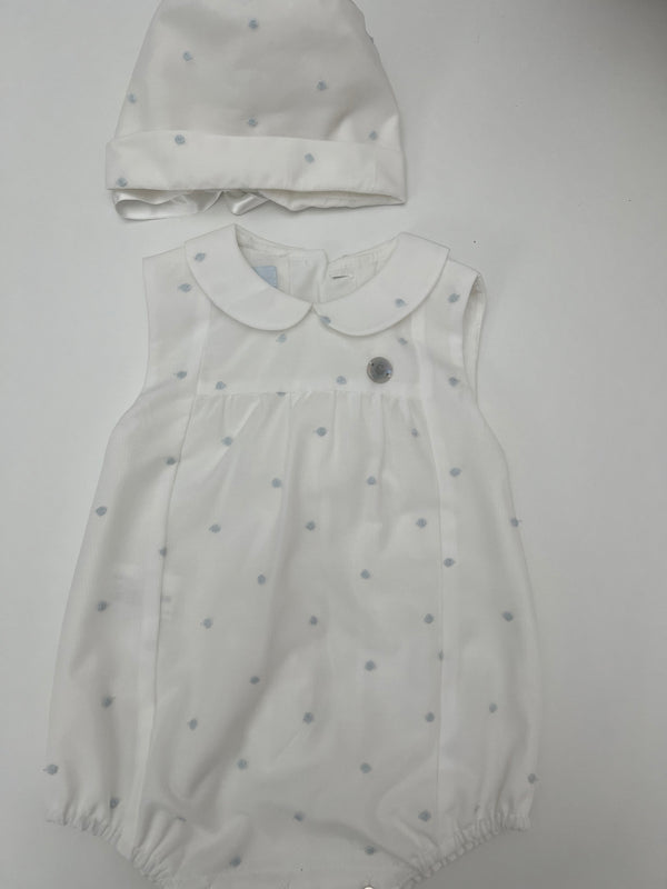 Pagliaccetto battesimale pois con cuffia