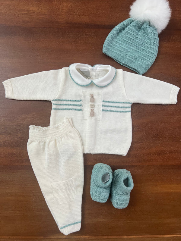 Completo 2 pezzi in pura lana con cappellino e babbucce