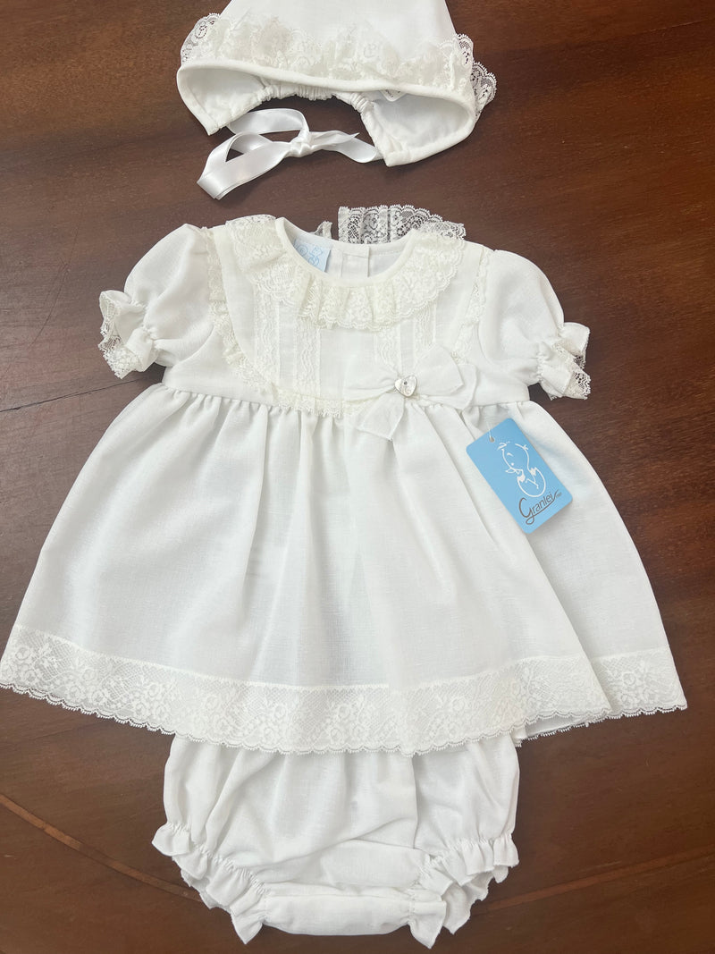 Completo battesimale con culotte e cuffia
