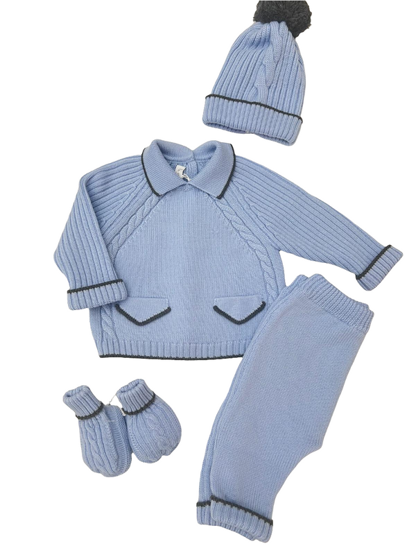 Completo in pura lana trecce con cappellino e babbucce