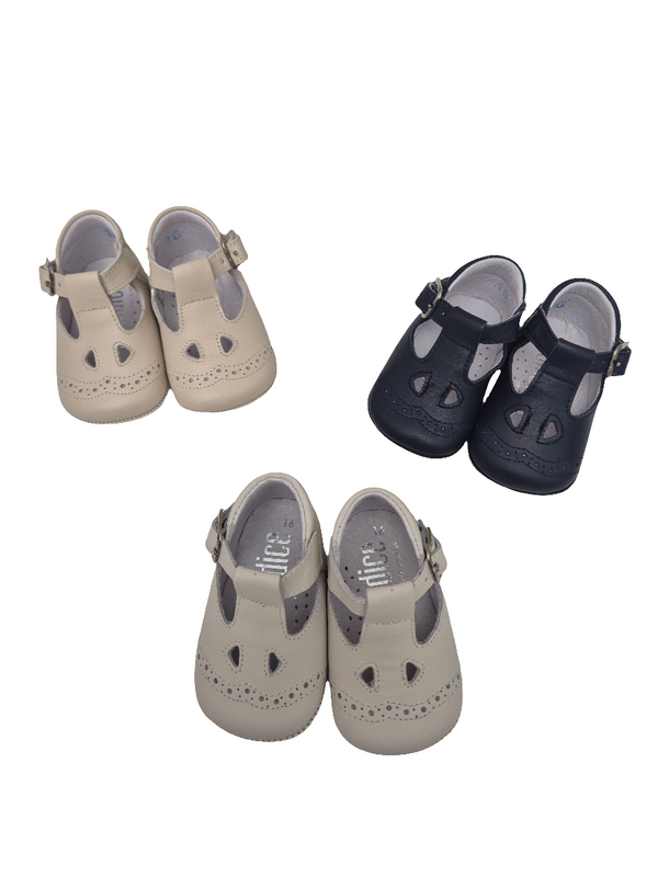 Scarpine culla occhielli in pelle vari colori