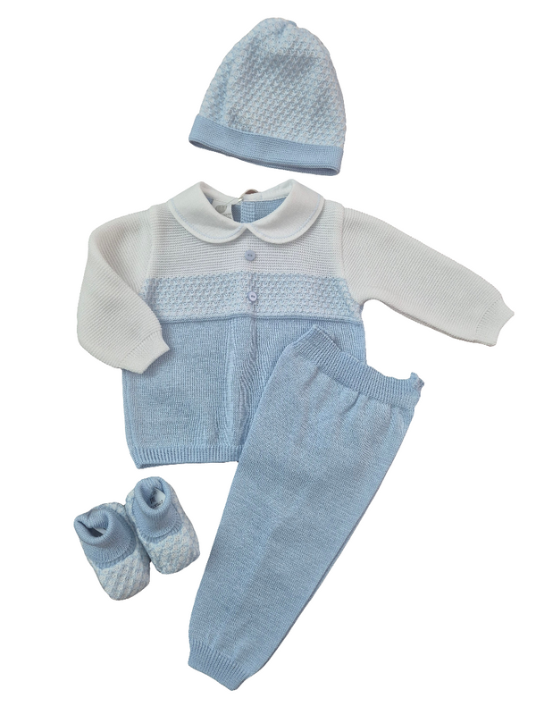 Completo 2 pezzi in filo con cappellino e babbucce