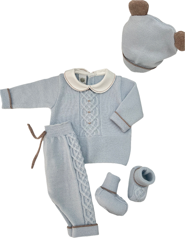 Completo 2 pezzi in pura lana con cappellino e babbucce intreccio