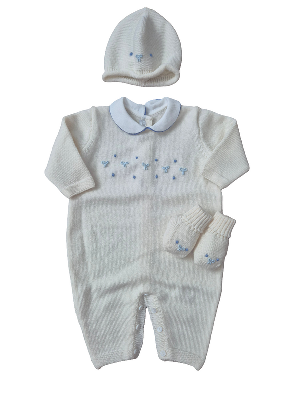 Tutina in pura lana con cappellino e babbucce fiocchetti e pois