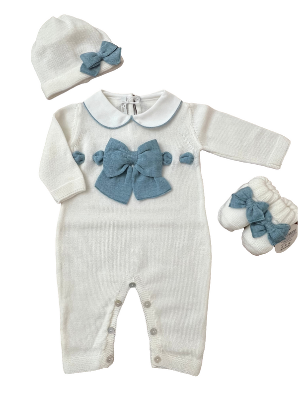 Tutina in pura lana fiocco con cappellino e babbucce