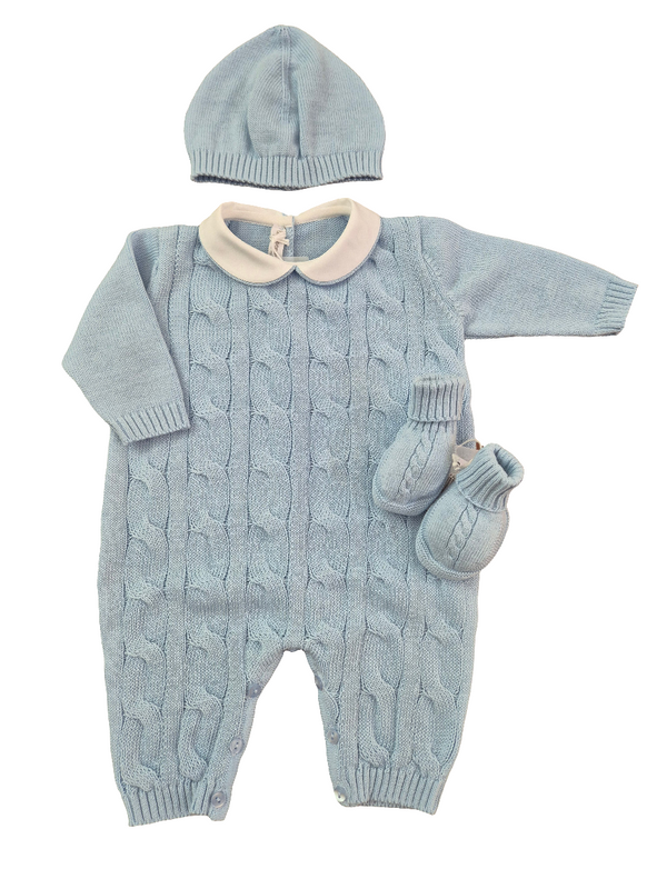 Tutina in filo treccia con cappellino e babbucce