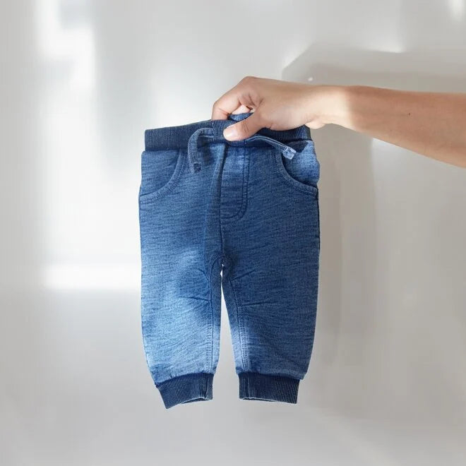 Pantaloni unisex effetto jeans