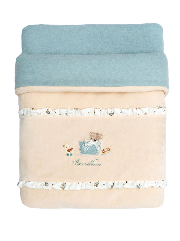 Coperta in ciniglia e felpa con rouche