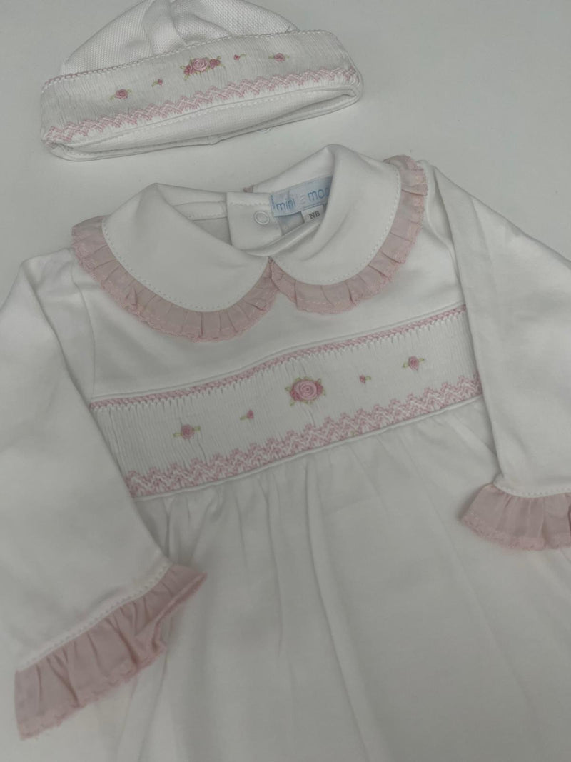 Tutina in cotone punto smock e roselline con cappellino