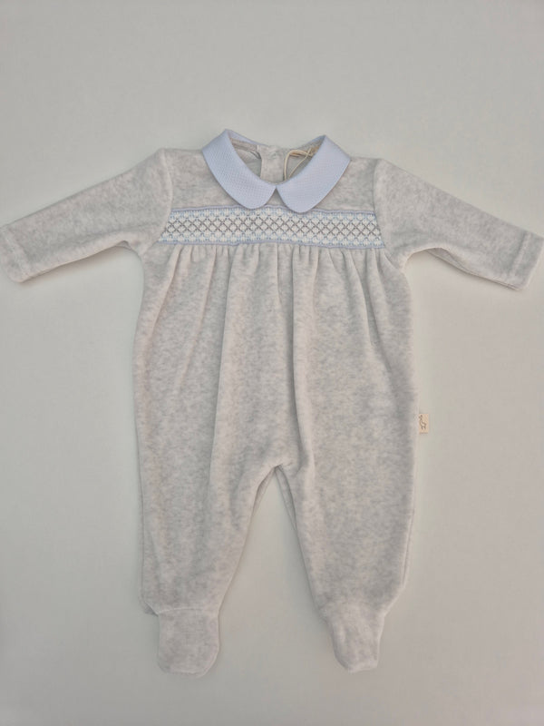 Tutina in ciniglia con punto smock