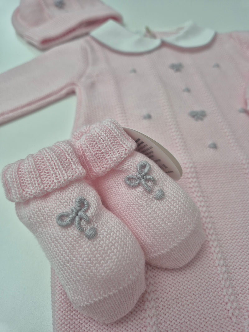 Tutina in pura lana fiocchetti con cappellino e babbucce