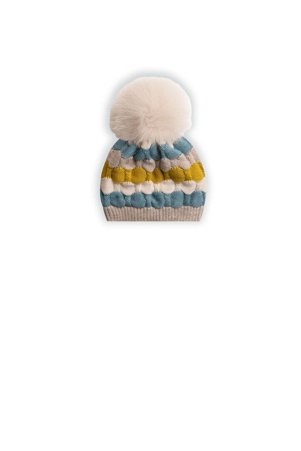 Cappellino con pon pon in pura lana effetto bolle